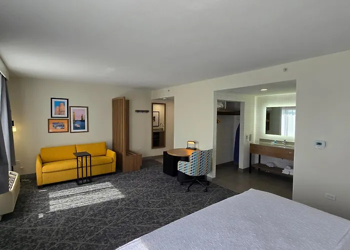 Hotel Hampton & Chicago 3*